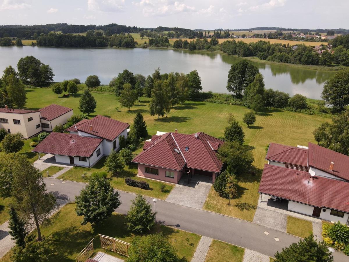 Obora 824 Villa Nová Bystřice Buitenkant foto